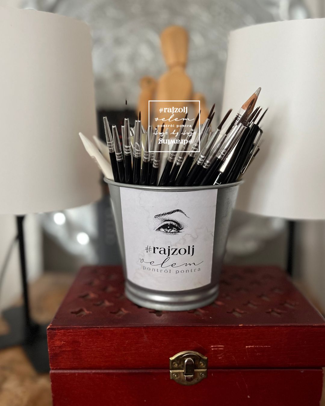 Minimal Simple Photo Centric Collage Seamless Instagram Carousel (4)